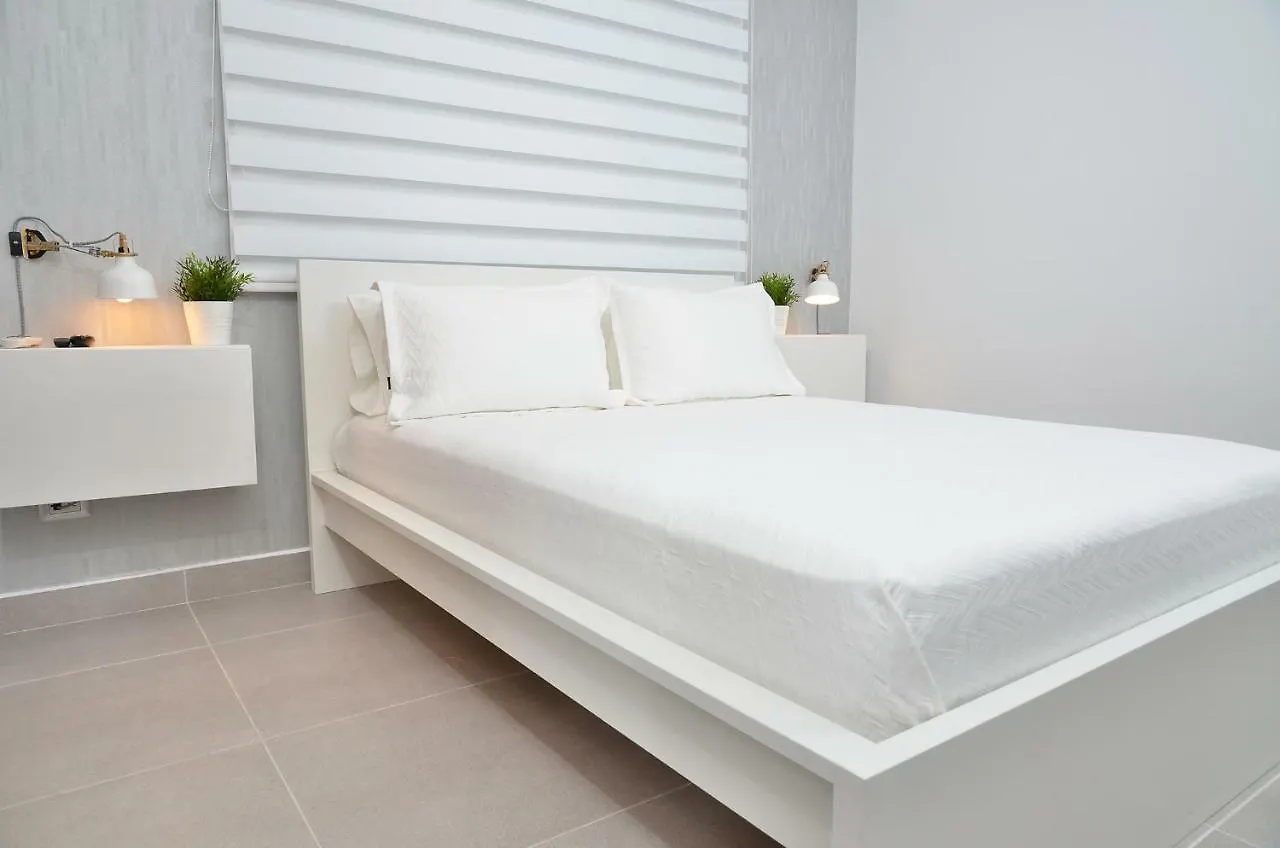 Apartment Gorgeous Condo Downtown Roof-Deck & Gym Santo Domingo